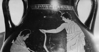 PELIKE (ATHENIAN, RED-FIGURE)