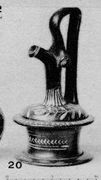 EPICHYSIS (SOUTH ITALIAN, GNATHIAN, BLACK GLAZE)