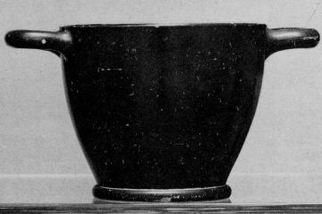 SKYPHOS (ATHENIAN, BLACK GLAZE)