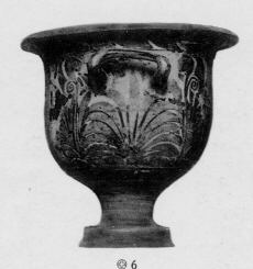 KRATER, BELL (SOUTH ITALIAN, CAMPANIAN, RED-FIGURE)