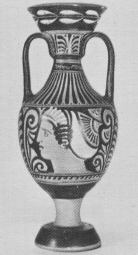 AMPHORA, PANATHENAIC SHAPE (SOUTH ITALIAN, APULIAN, RED-FIGURE)