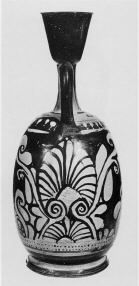 LEKYTHOS, SQUAT (SOUTH ITALIAN, APULIAN, RED-FIGURE)