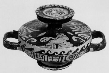 LEKANIS (SOUTH ITALIAN, APULIAN, RED-FIGURE)