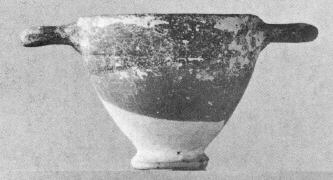 SKYPHOS (CORINTHIAN, BLACK GLAZE)