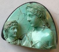 Empress Livia holding bust of Augustus - in turquoise