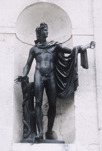 Photo of Apollo Belvedere statue