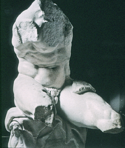 Photo of cast of Belvedere Torso